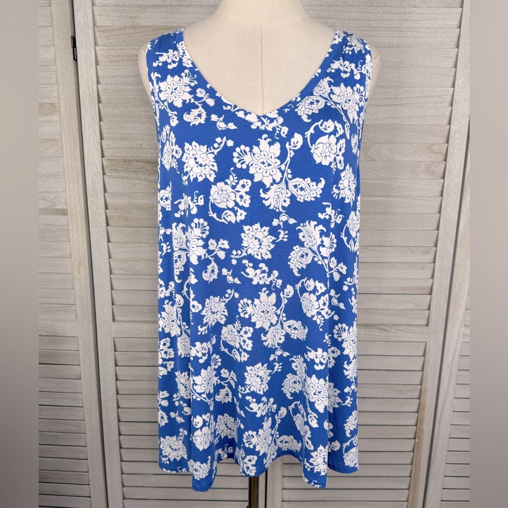 LANE BRYANT Flowy V Neck Tank Top Blue/White Floral-14/16